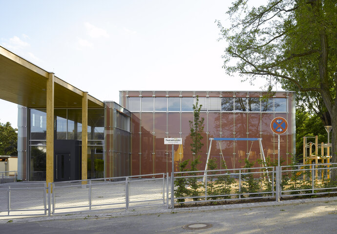 Turnhallenbaukastensystem in Passivbauweise, Frankfurt/Main; Architekten: D’Inka Scheible Hoffmann Architekten
